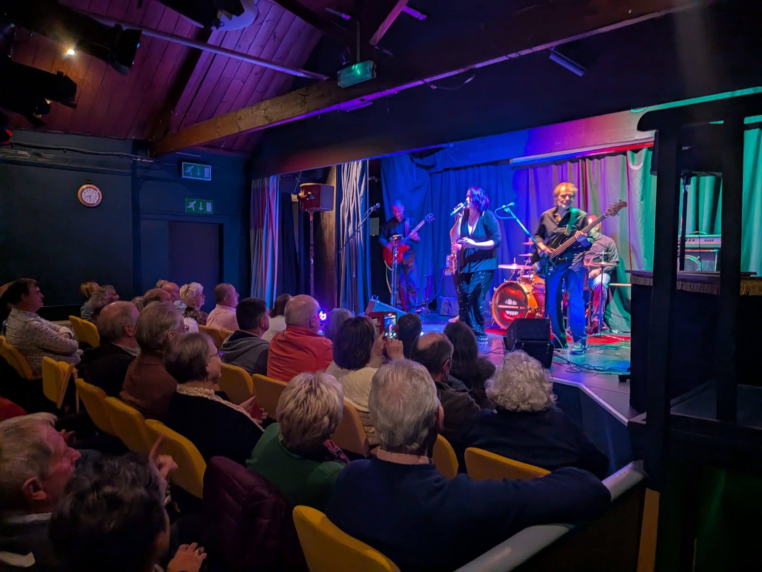 Beat the blues – Blu-Soule playing at the Prim-Raf Callington